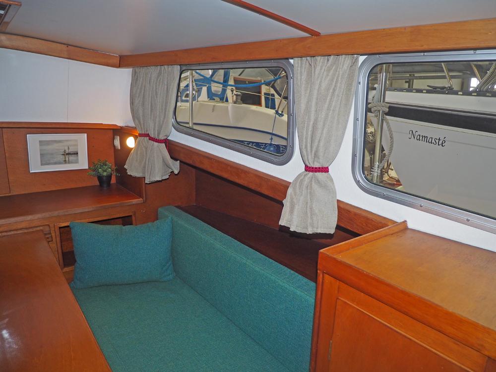 Cabin en avant, Hébergements